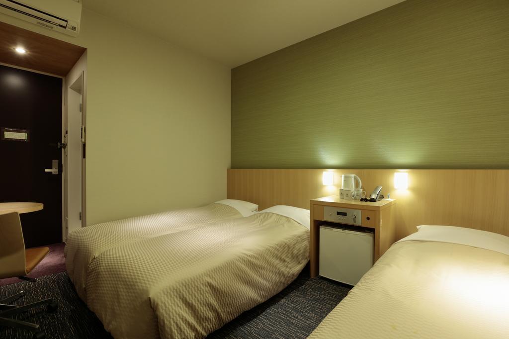 คันดิโอ้ โฮเทลส์ ชิสุโอกะ ชิมะดะ Hotel Shimada ภายนอก รูปภาพ